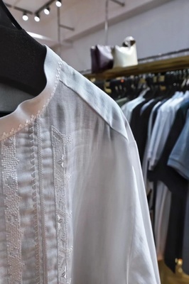 &ldquo;美女企業(yè)家&rdquo;變身時(shí)尚主播!金山這家寶藏服裝工廠店又火了